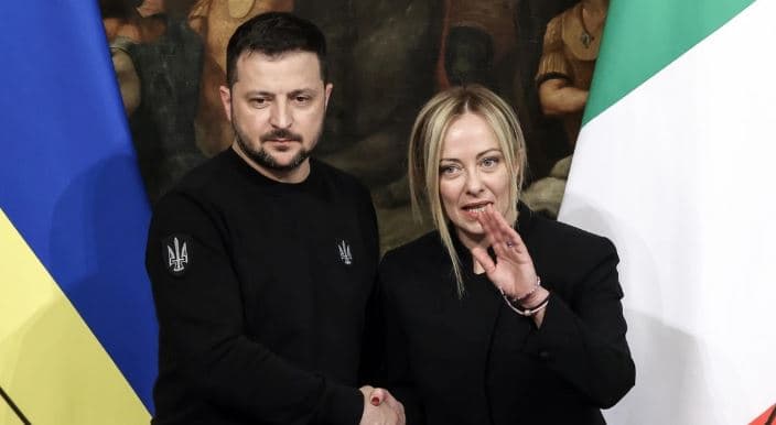Meloni bisedë telefonike me Zelenskyn: Italia, mbështetje emergjente për infrastrukturën energjetike në Ukrainë