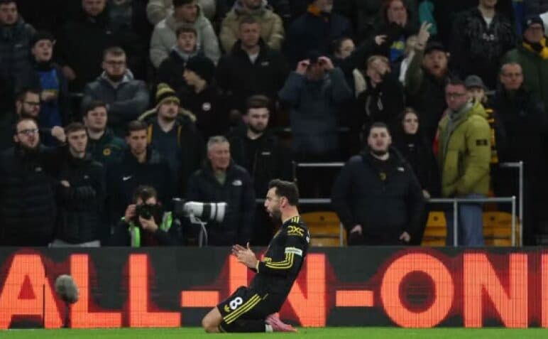 Manchester United fiton bindshëm ndaj Wolves