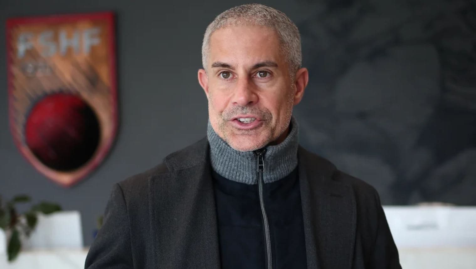 Sylvinho për mediat në Itali: Jo vetëm plazhe, në Shqipëri tani ka edhe futboll…!