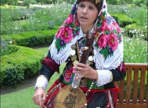 E vetmja lahutiste në Shqipëri/ Tradita mijëra vjeçare që jeton ne duart e një gruaje