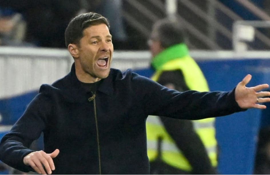 Lojtarët e Real Madridit e befasuan Xabi Alonson-in në zhveshtore, pas fitores ndaj Alavesh-it
