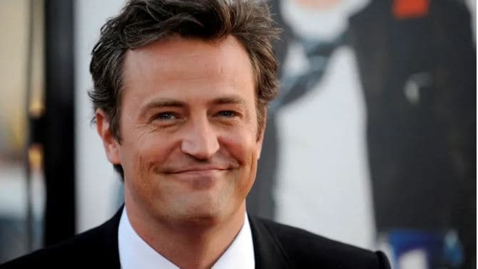 E tallnin në mesazhe, dënohet një mjek i dytë për rastin e vdekjes së yllit të “Friends”, Matthew Perry