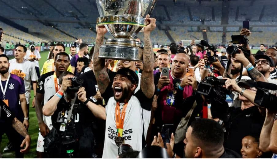 Corinthians, Depay e ka me drejtuesit e klubit: Duan largimin tim…