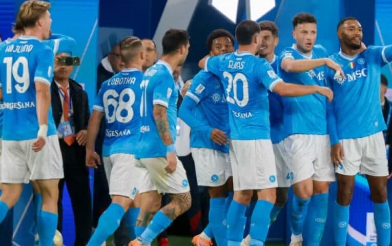 Napoli e fiton Superkupën e Italisë