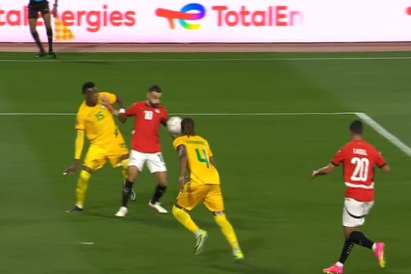 ​Salah hero, Egjipti e nis fushatën e AFCON me fitore