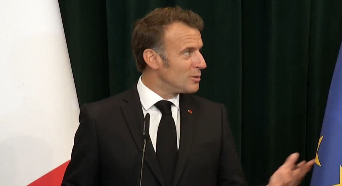Zelensky takohet të dielën me Trump, Macron: Ukrainës duhet t’i jepen garanci të forta sigurie