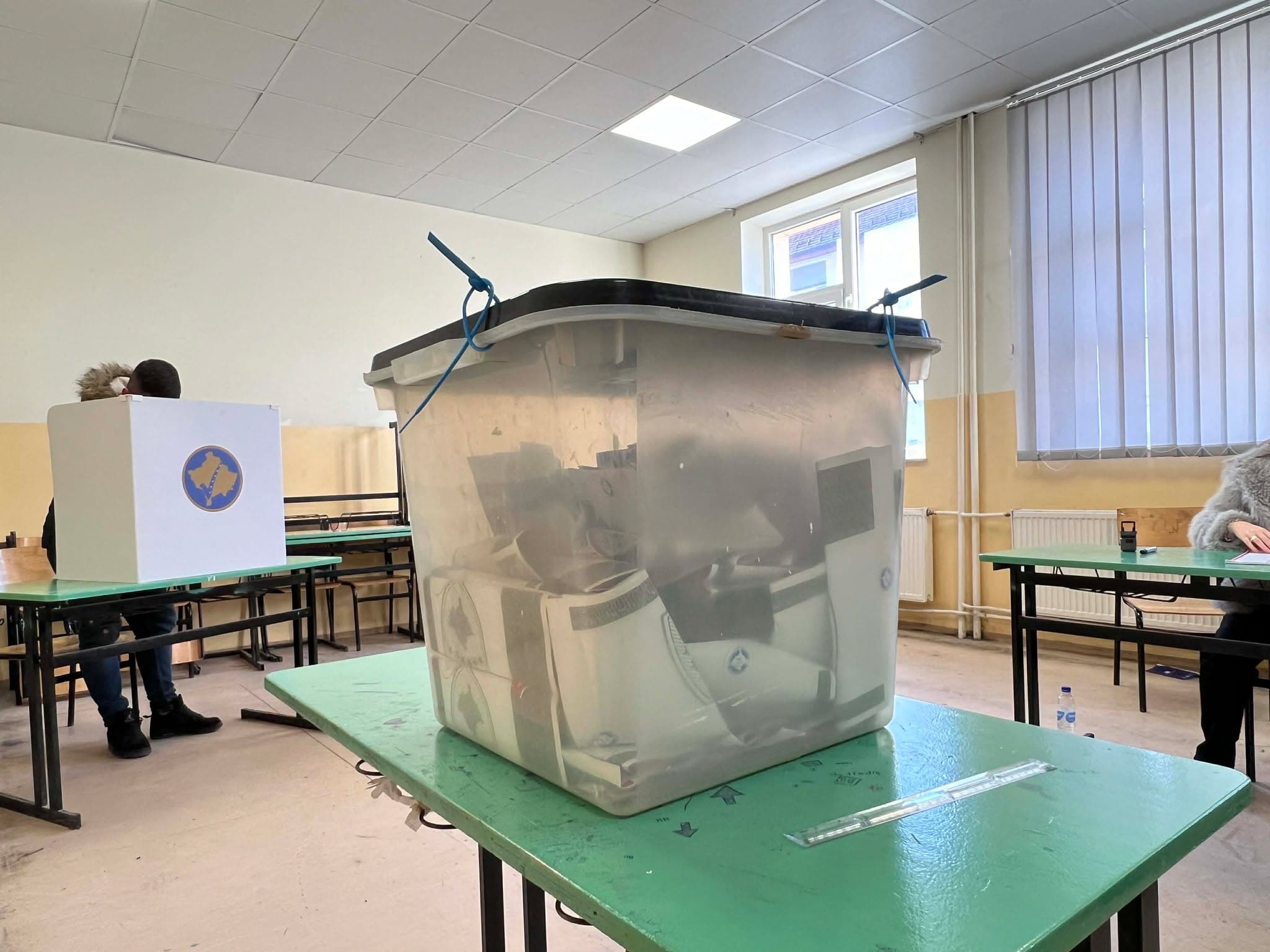 Featured image for Fotografim votash, falsifikim rezultatesh dhe asgjësim dokumentesh: Rastet e inicura gjatë zgjedhjeve