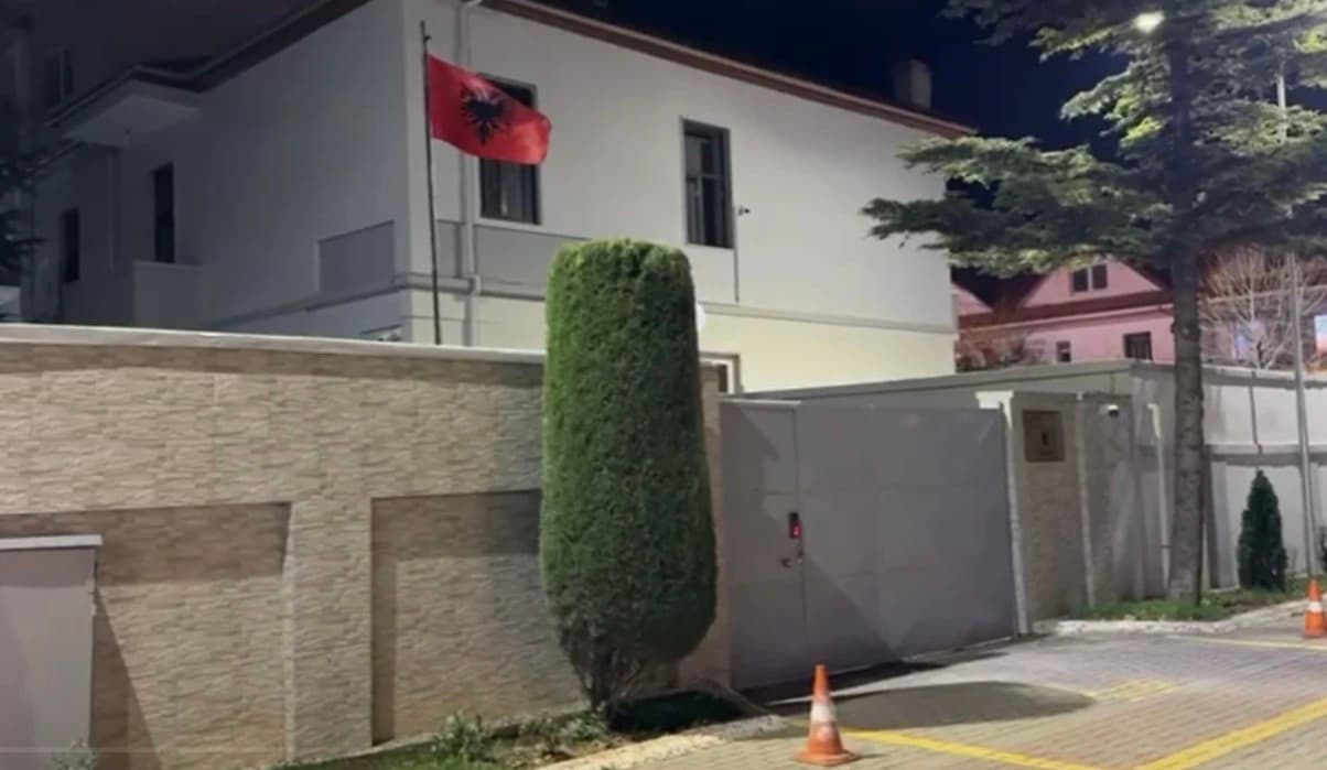 Featured image for Ngjarje e rëndë në Pogradec/ I moshuari abuzon me 12-vjeçaren, e mitura rezulton 22 javëshe shtatzënë (Detajet)