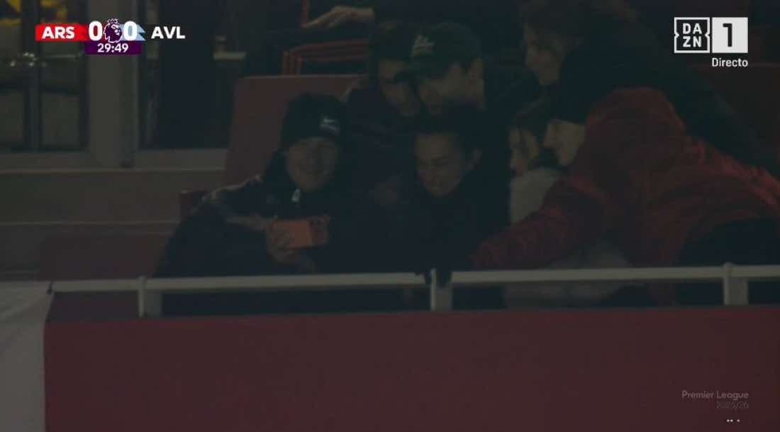 Dua Lipa fanse e Arsenalit, shihet në stadium