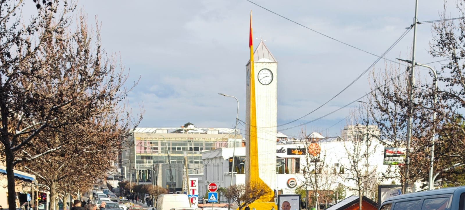 Këngëtari i njohur kërkon ndihmë për shërimin e ushtarit të UÇK së nga Skenderaj (FOTO)