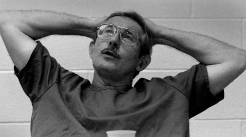 I shiti KGB-së emrat e agjentëve të CIA-s, vdes në burg ish-spiuni amerikan që mori 2.5 milionë dollarë nga rusët