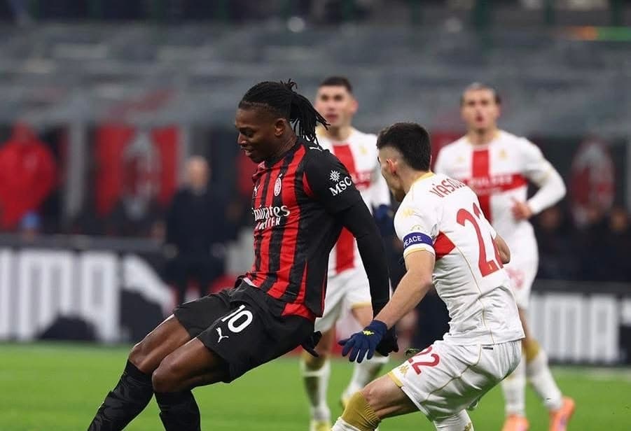 Leao e shpëton Milanin nga humbja ndaj Genoas