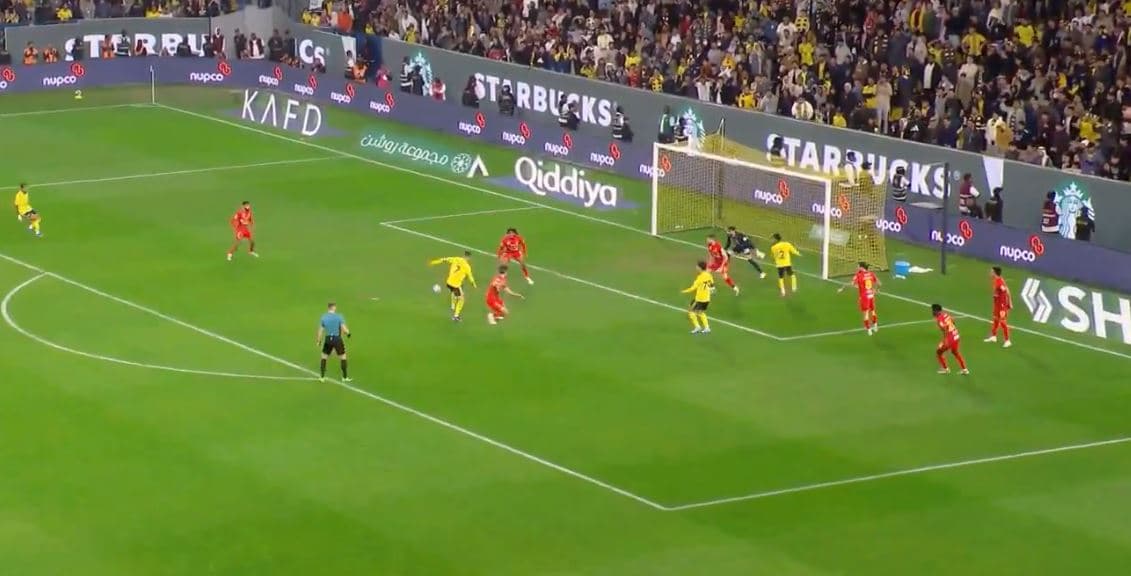 “Lini futbollin, para se ai t’ju lë juve…”, Cristiano Ronaldo pati momente jo të mira mbrëmë!