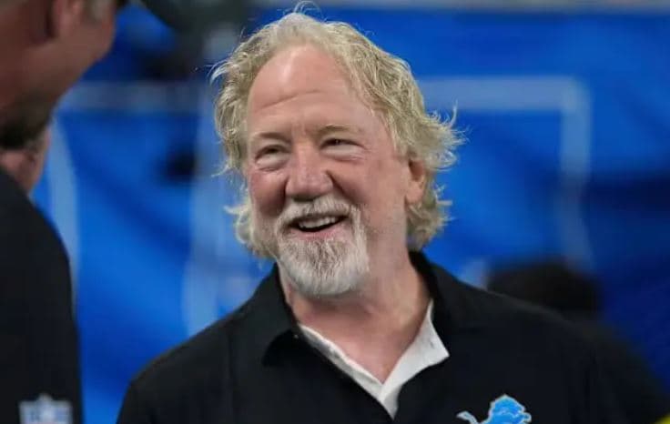 Urdhër arresti për aktorin Timothy Busfield për akuza të rënda ndaj të miturve