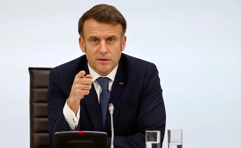 Macron dënon dhunën ndaj protestuesve në Iran, BE paralajmëron sanksione shtesë