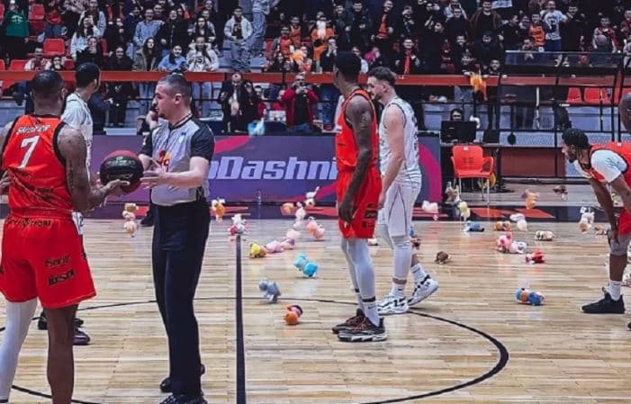 ​Arsyeja e veçantë pse u ndërpre ndeshja Bashkimi – Rahoveci 29 në basketboll