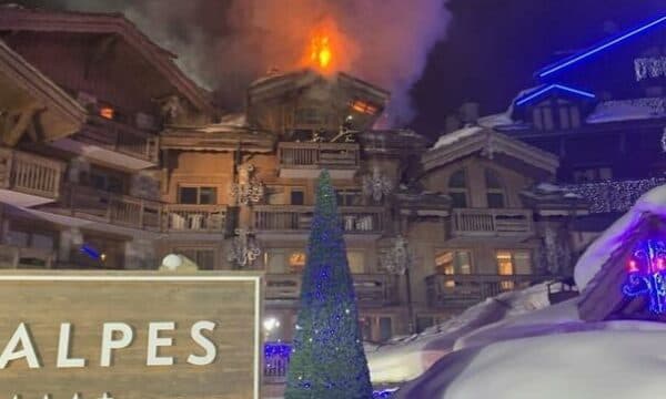 Shpërthen një zjarr në një hotel luksoz në Alpe, evakuohen mysafirët