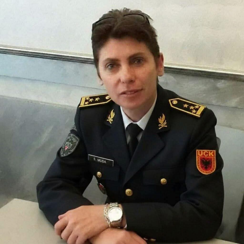 Lajm i dhimbshëm: Ndahet nga jeta ish-ushtarja e UÇK-së, Sanije Jahir Musa ( FOTO)