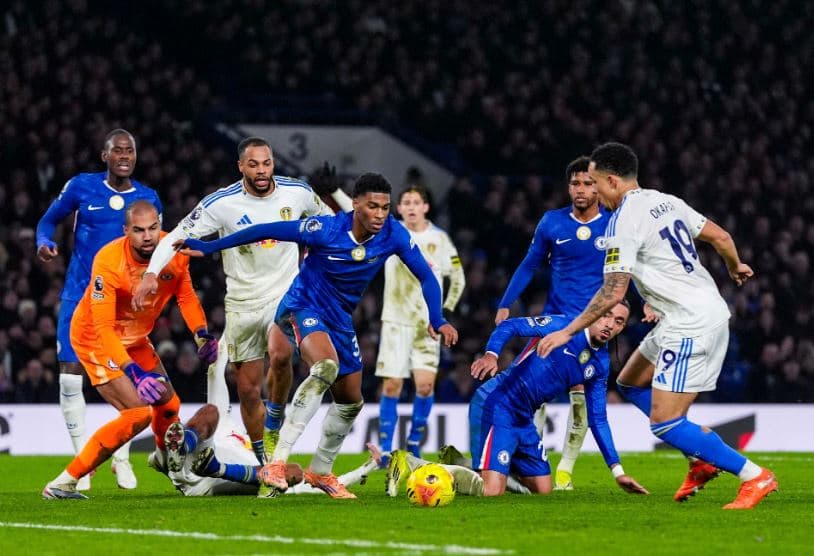 Dështon Chelsea të mbajë epërsinë, barazon me Leedsin