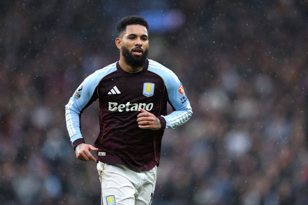Sa para do t’i fitojë Juventusi, nëse Aston Villa e blen Douglas Luizin?
