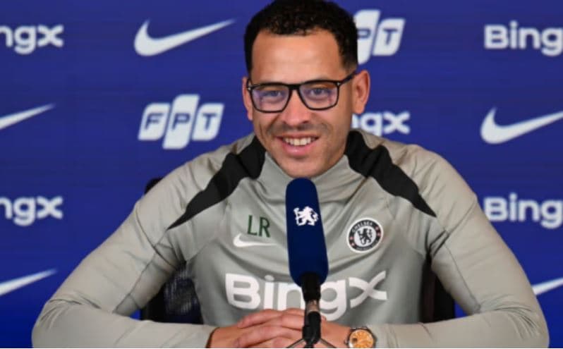 Chelsea përgatitet për Arsenalin, Rosenior optimist për lojtarët dhe Champions League