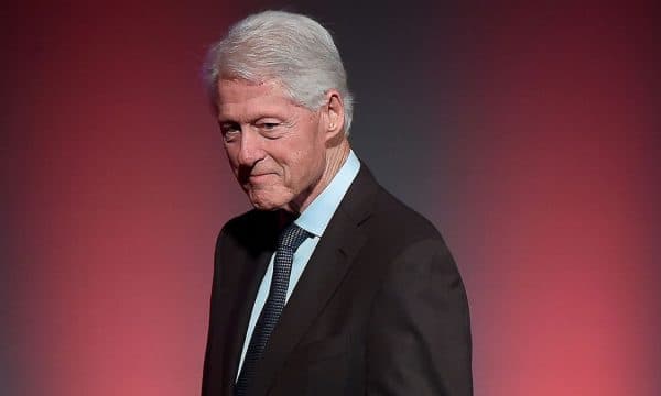 Bill Clinton nis dëshminë në çështjen ‘Epstein’: Nuk pashë gjë dhe nuk bëra asgjë të gabuar