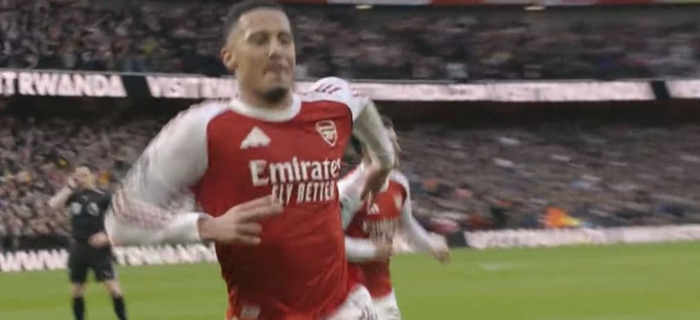 Gjuajtjet nga këndi si penallti, Arsenali në epërsi ndaj Chelseat