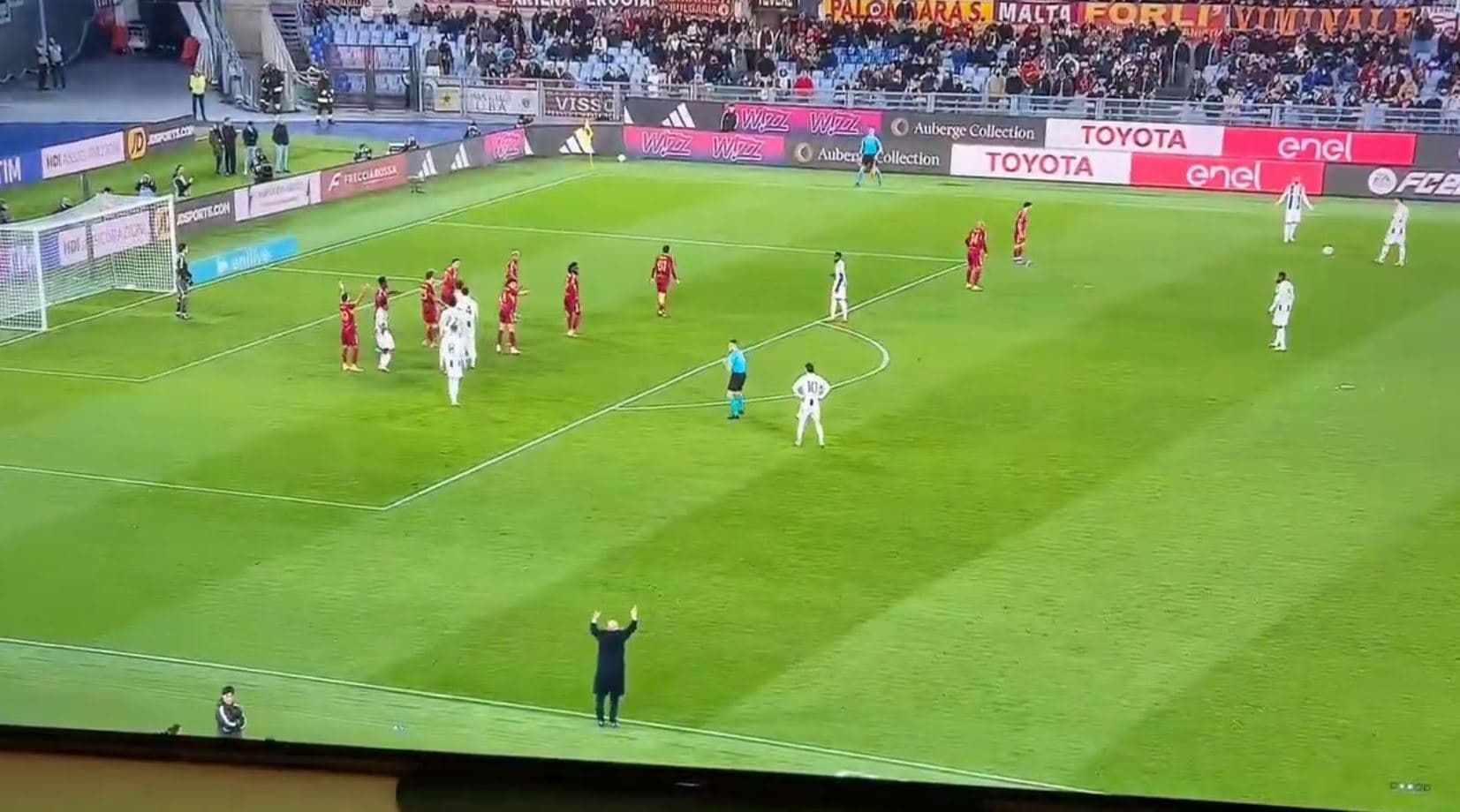 Momenti kur Spalletti i kërkonte Zhegrovës të bënte një krosim në zonë!