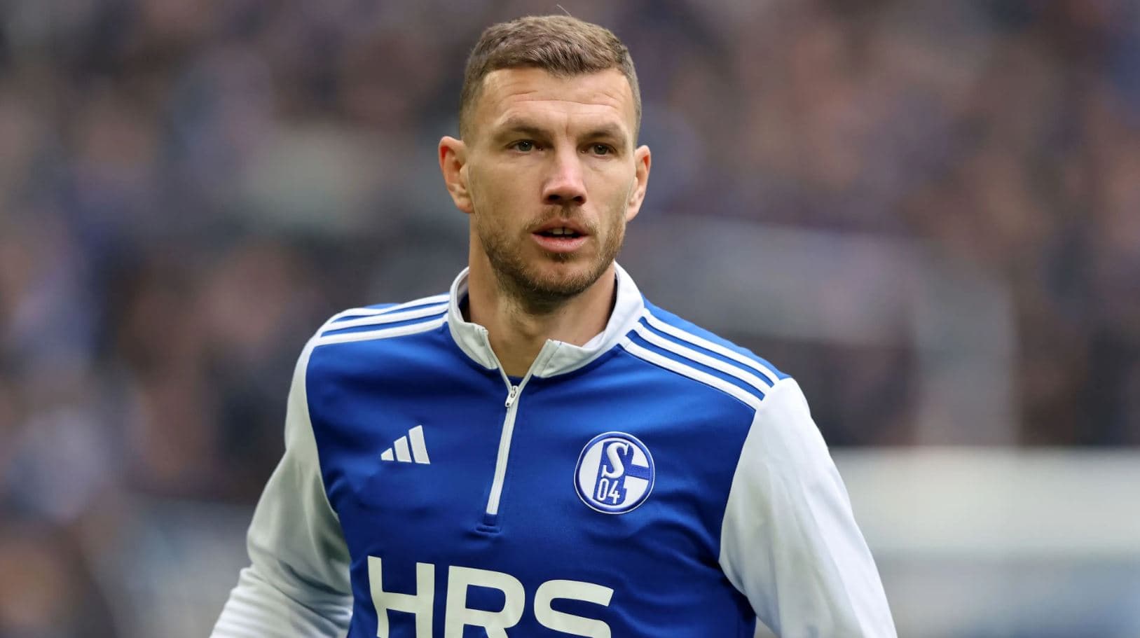 Edin Dzeko zgjodhi Bundesligan 2-shin para milionave të Paris FC
