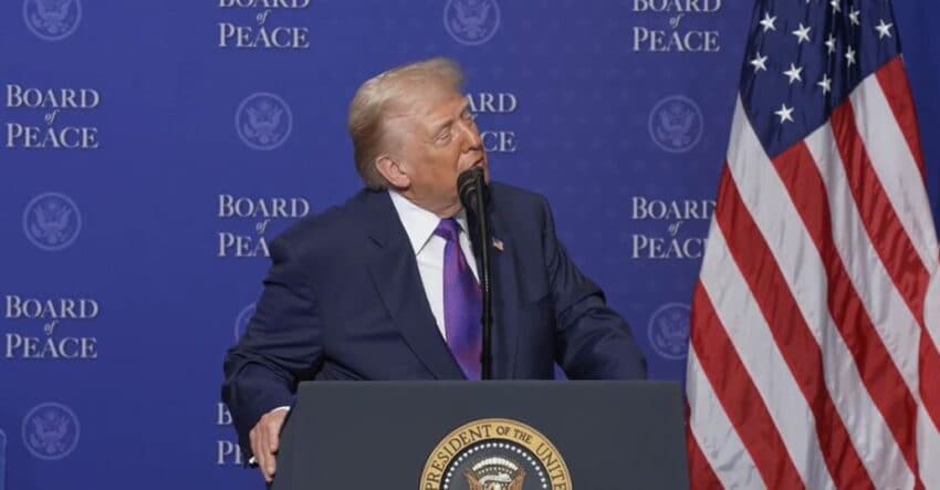 Trump minimizon rritjen e çmimeve të naftës: Kështu SHBA bën shumë para