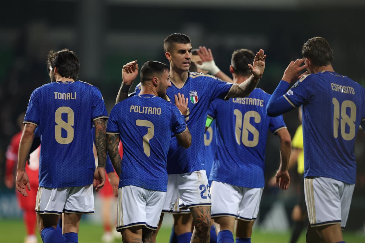 Futbollisti italian i bashkohet kampit të kombëtares së Italisë një javë përpara