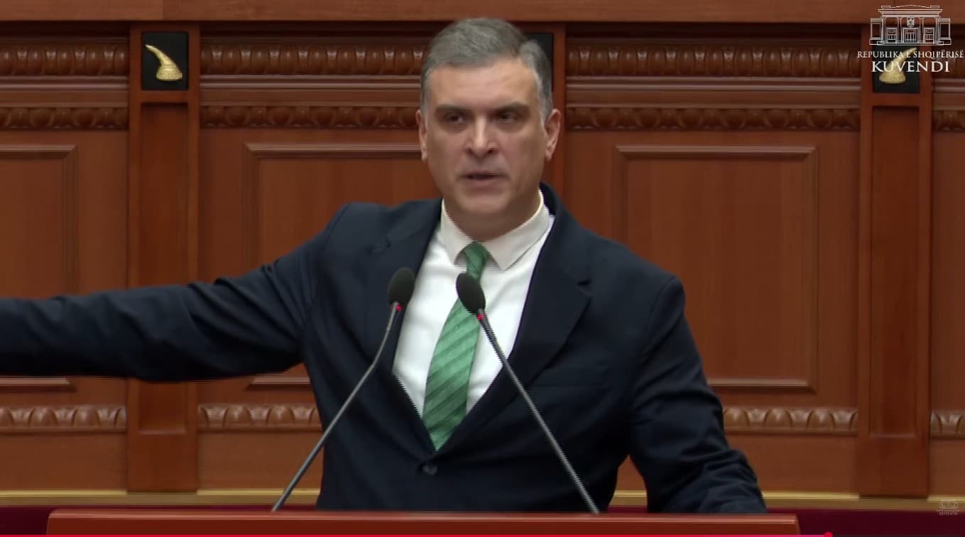 Tedi Blushi, i ka kthyer përgjigje me një shkresë zyrtare kreut të Kuvendit Niko Peleshi