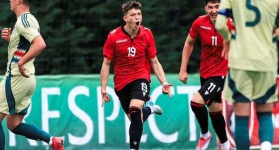 Shqipërisë i ik një talent nga duart, vendos të luajë për Hungarinë