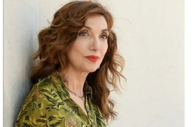 Mimoza Ahmeti hap zemrën: Mamin e humba para dy vitesh, nuk e përcolla dot