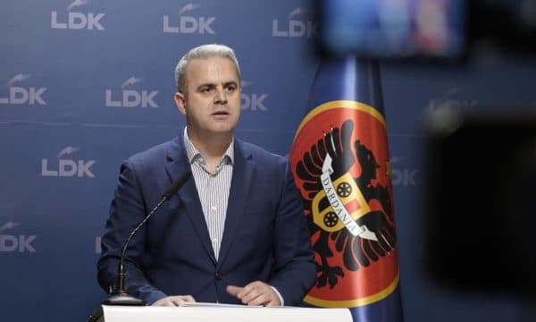 Azemi thirrje Prokurorisë: Ndaloni çdo intervenim të KEDS-it në njehsorë, po fshihen provat