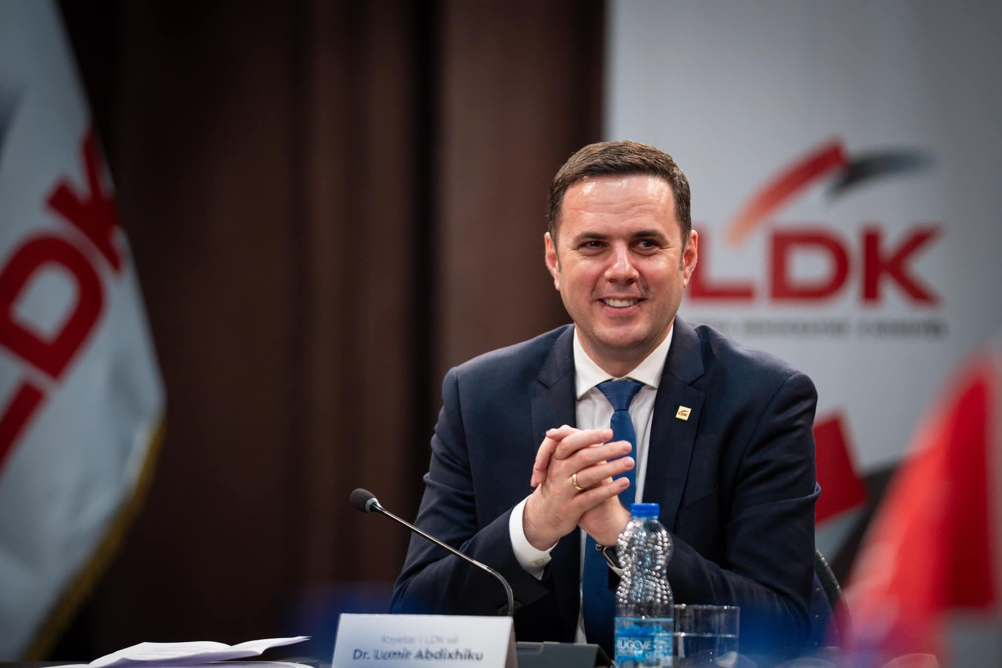 Abdixhiku uron besimtarët katolikë për Pashkët: Frymëzim për solidaritet dhe bashkim