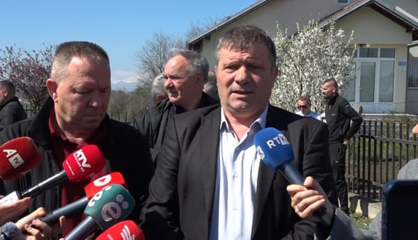 Gucati nga Rezalla: Këtu sot do të duhej të ishte protagonisti i librit Shkëlzen Gashi