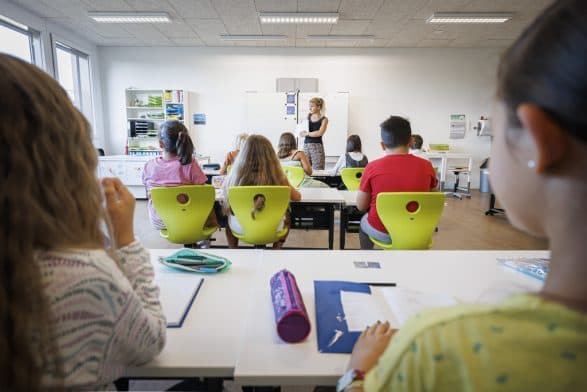 Provimet e pranimit në shkollat zvicerane “nxisin pabarazinë”