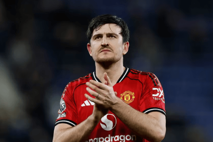 Maguire e vazhdon kontratën me Man Utd