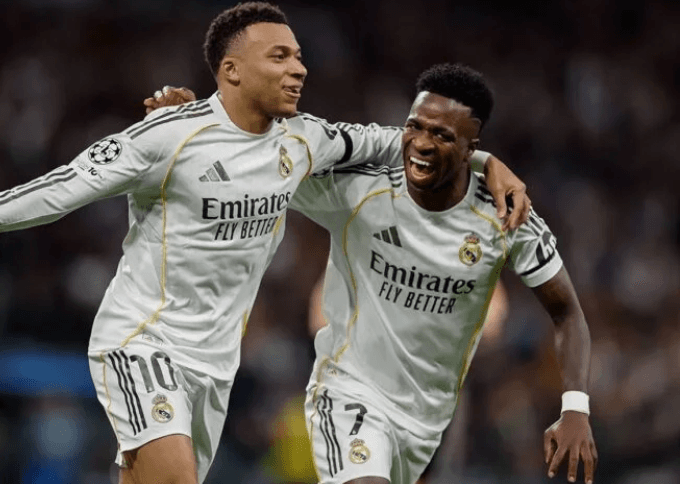 Real Madridi publikon formacionin zyrtar për ndeshjen ndaj Bayern Munich