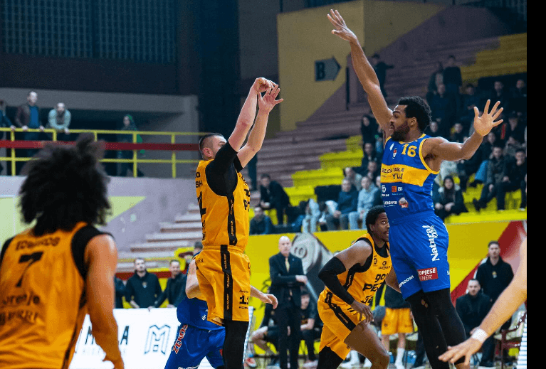 Sonte fillon play-offi i Superligës së basketbollit, dueli i parë zhvillohet mes Yllit dhe Pejës