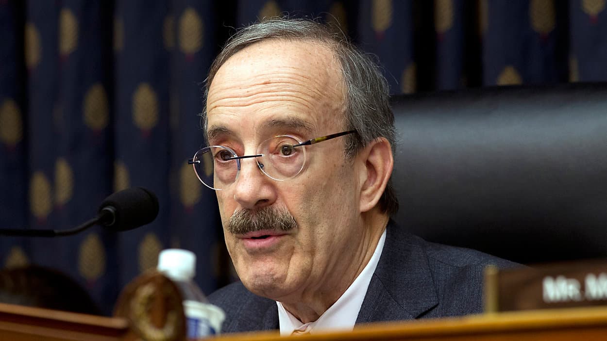 Bill Clinton: Eliot Engel ishte një aleat i palodhur dhe mik i vërtetë