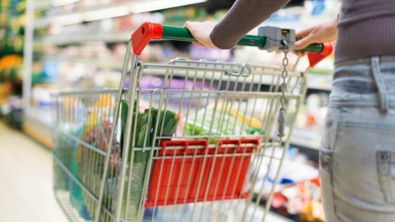 Goditje për xhepin/ Kosova përballet me kosto më të lartë jetese, inflacioni 6,7% rrit çmimet