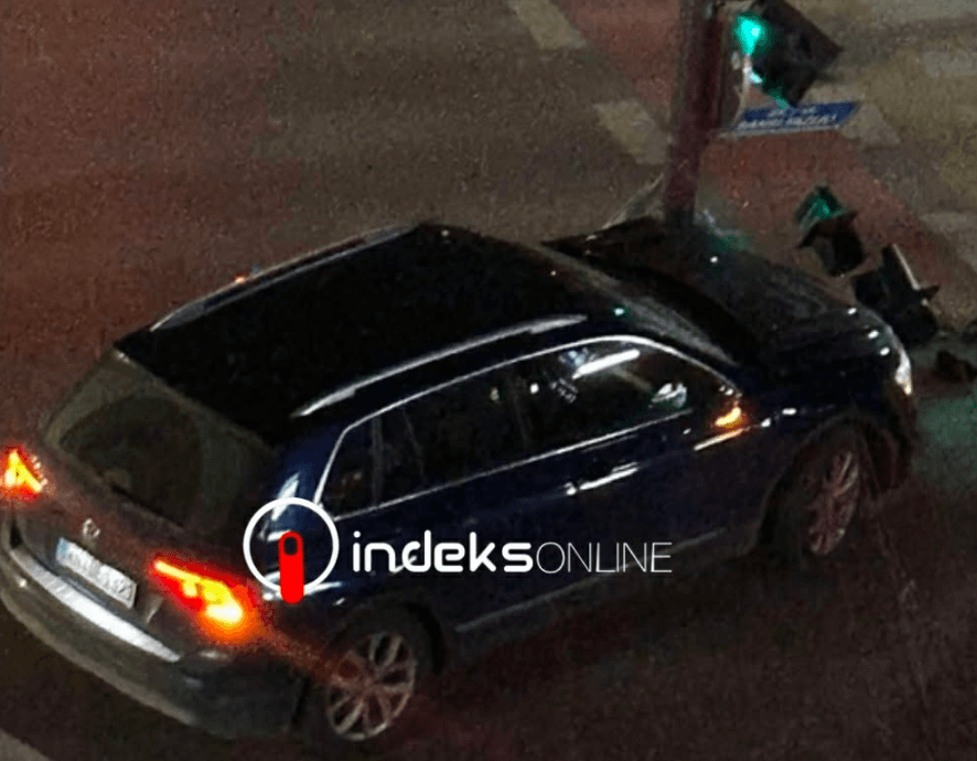 Vetaksidentohet një veturë te Rruga ‘B’ në ora 4:00 të mëngjesit