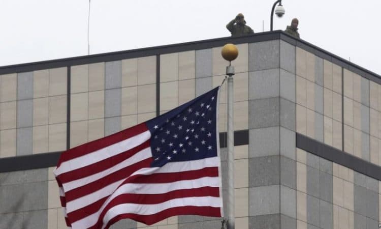 Ambasada e SHBA-së në Kosovë uron Pashkët Ortodokse për qytetarët e Kosovës