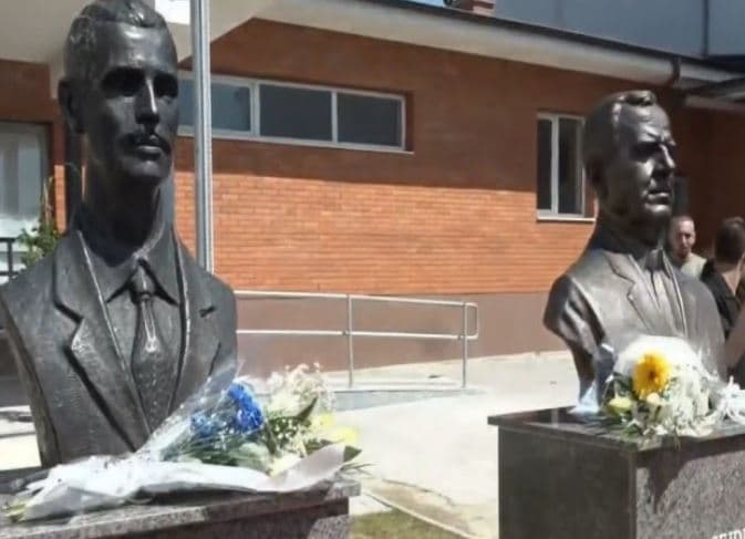 Zbulohen bustet e heronjve Metush Krasniqi dhe Sejdi Kryeziu në Roganë të Kamenicës