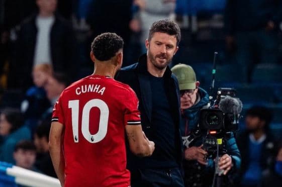 Carrick i lumtur te Unitedi: Më pëlqen të jem këtu