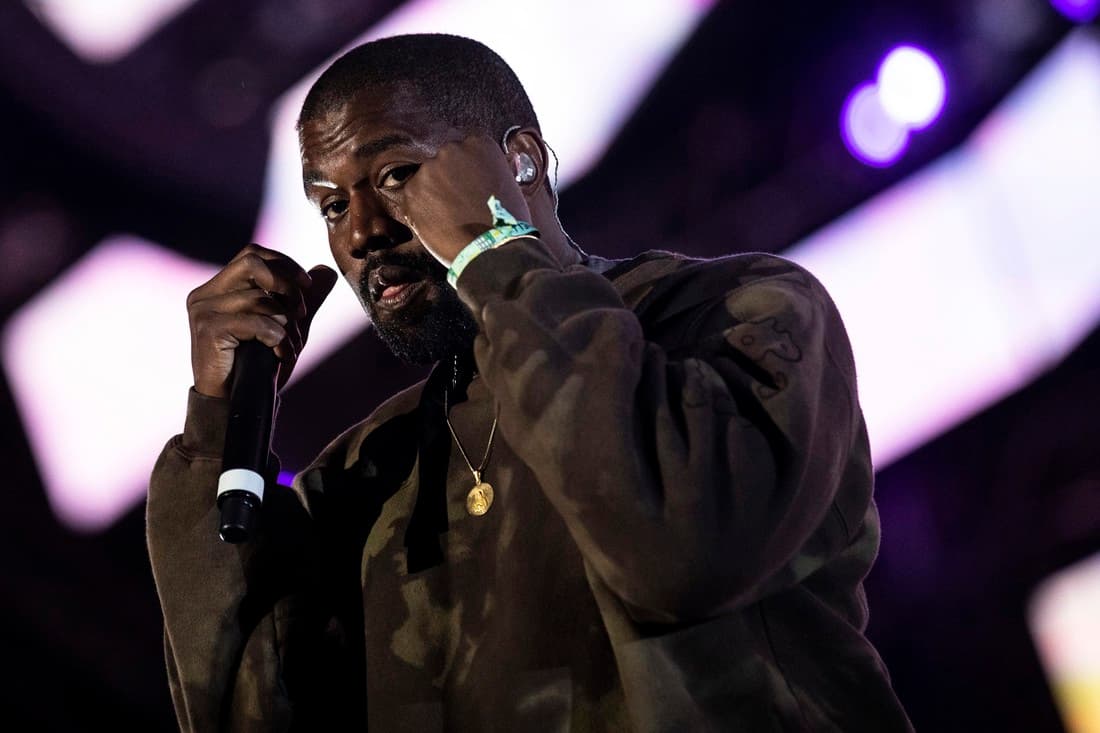 Edhe Zvicra ndalon koncertin e Kanye West, e “godasin” fort