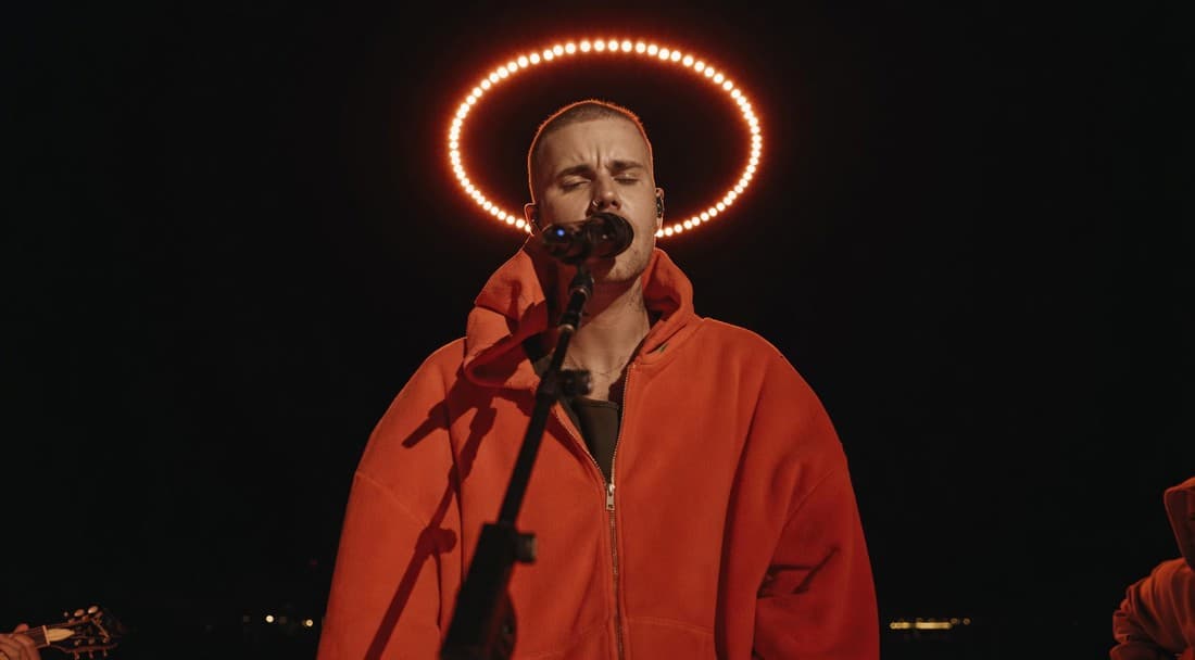 Moment i sikletshëm, videoja nga performanca e Bieber në Coachella bëhet virale