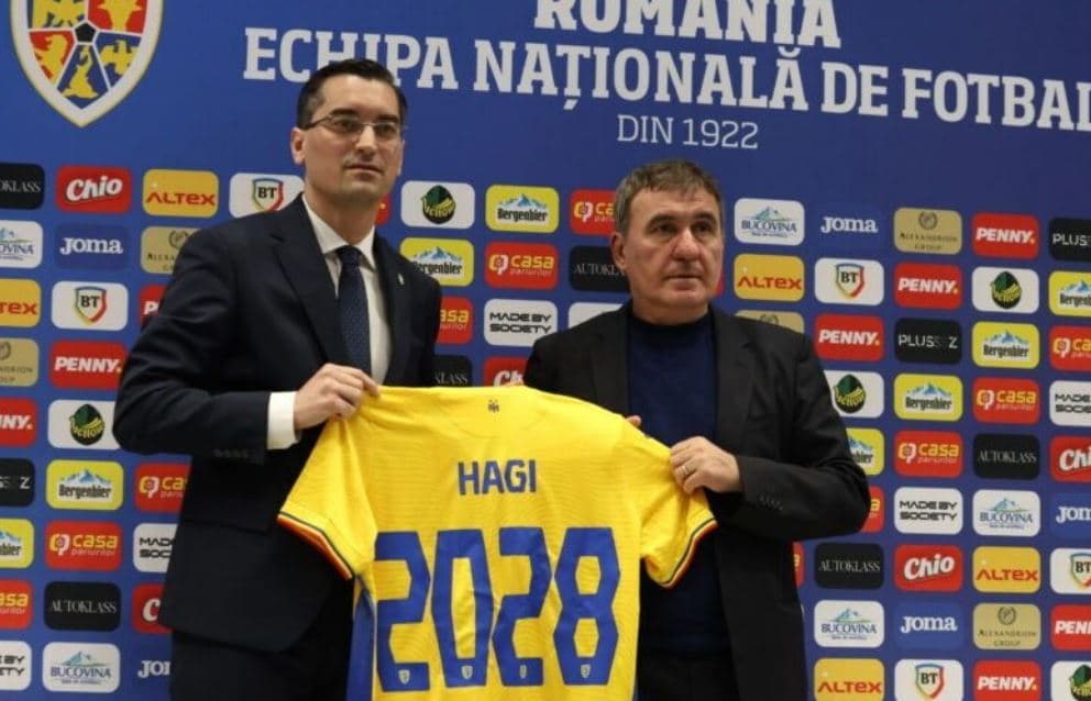 Hagi zyrtarizohet si trajneri i ri i Rumanisë